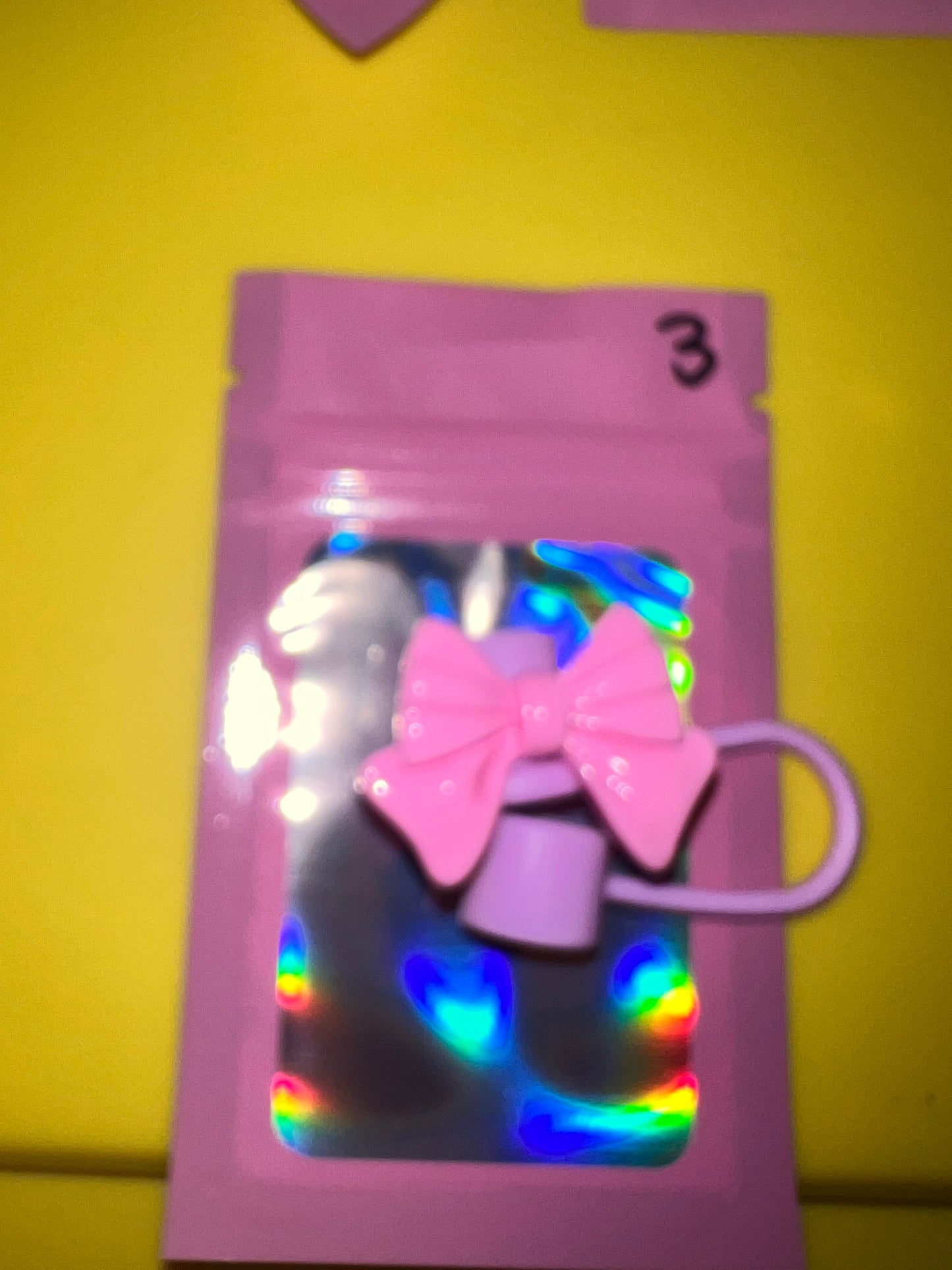 Bow Straw Topper