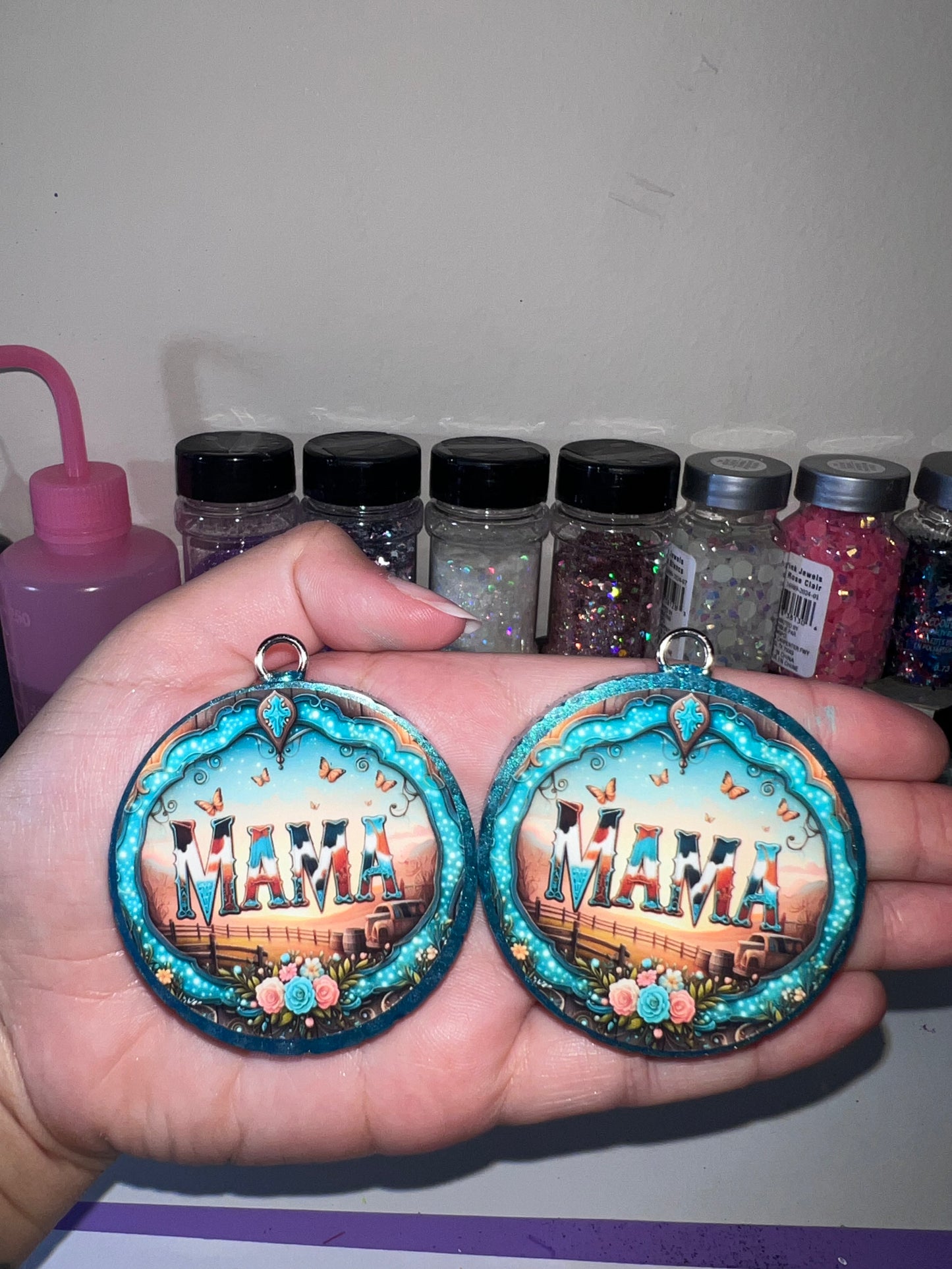 Mama vent clips
