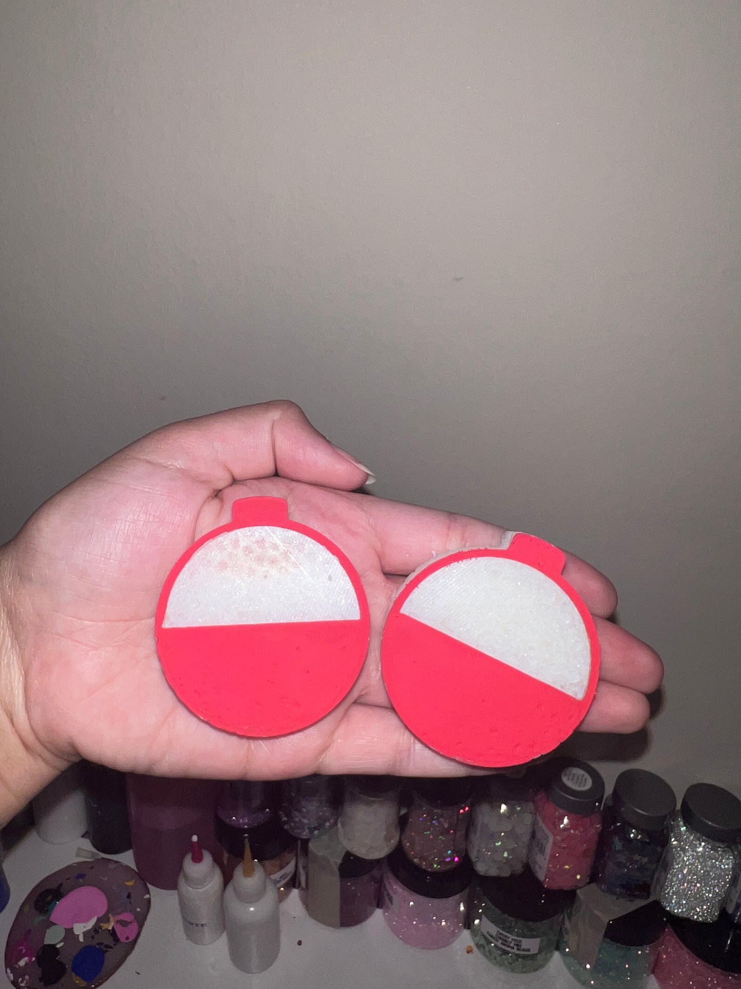 Bobber vent clips