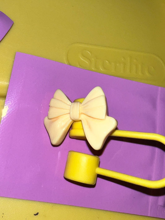 Bow Straw Topper