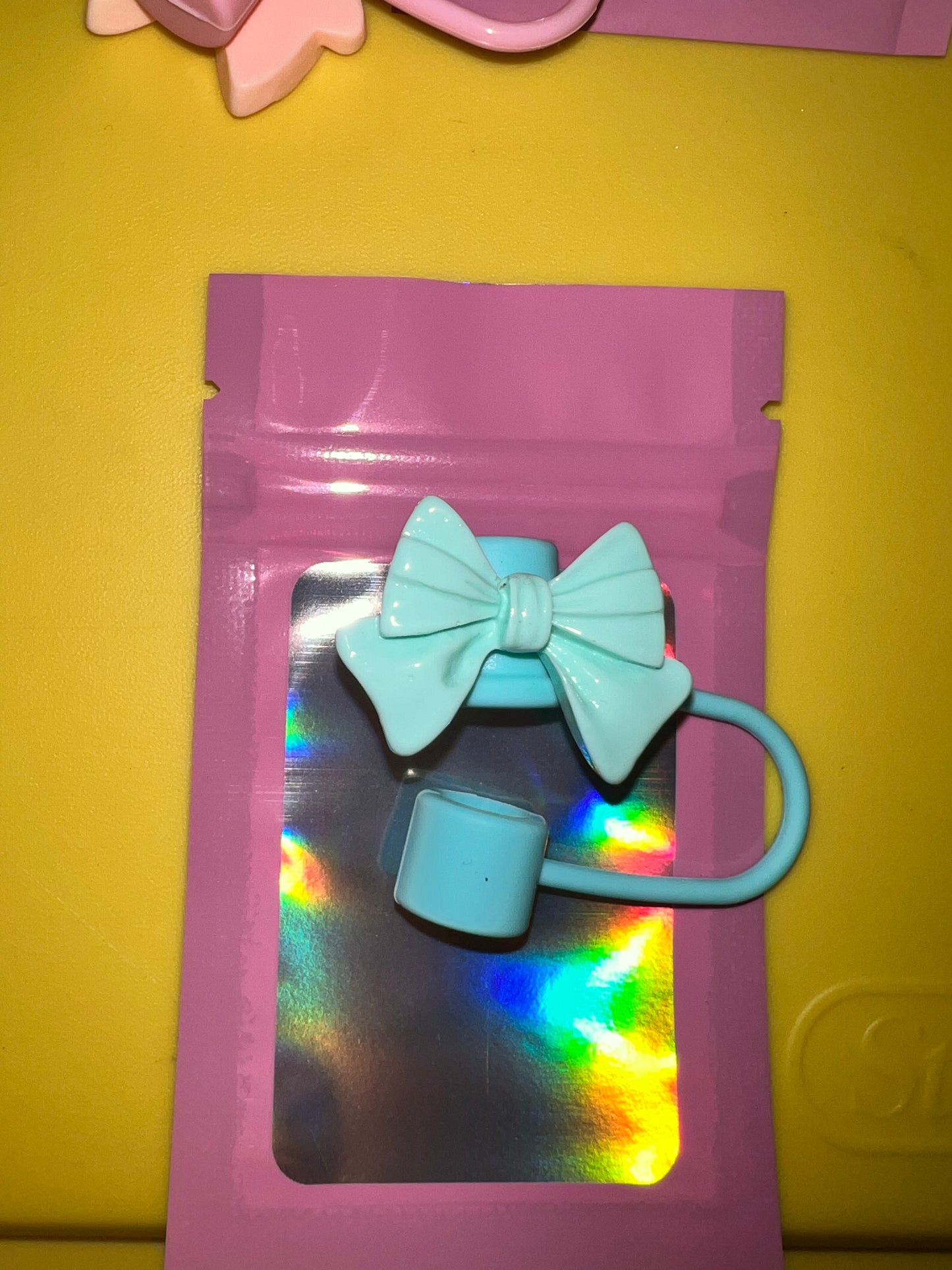 Bow Straw Topper