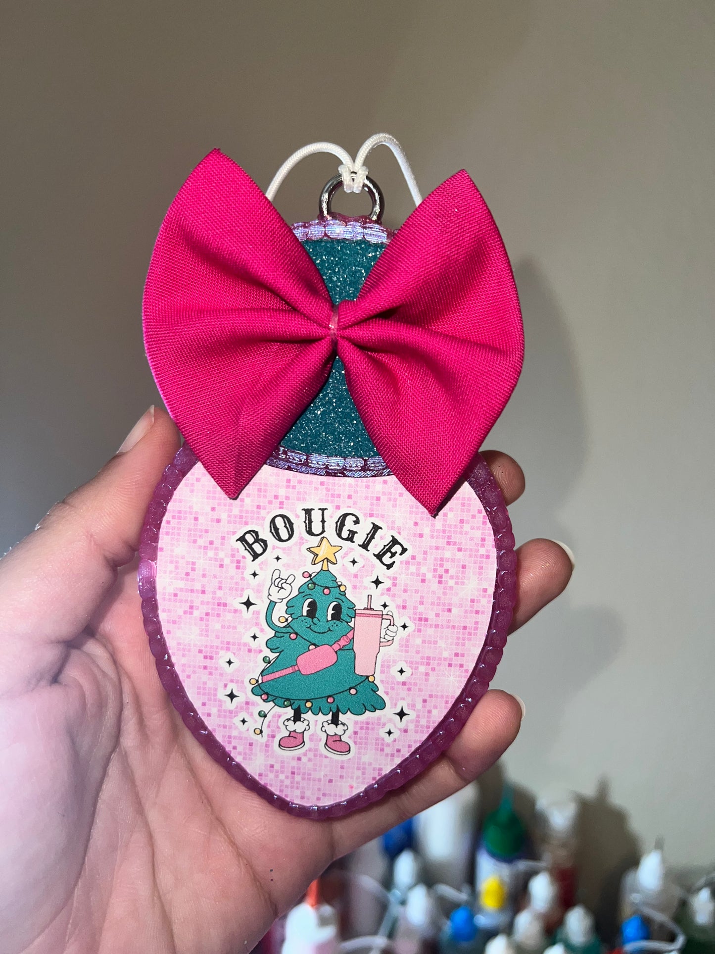 Bougie Light Bulb w/ Bow